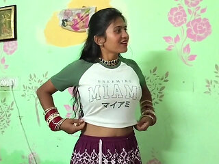 Desi GF BF unmarried Sex in OYO MMS Xxx, Desi Village GF tight pussy fuck