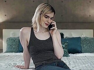 Ella Hollywood - Hot Transexual Wives [transensuals] 1080p