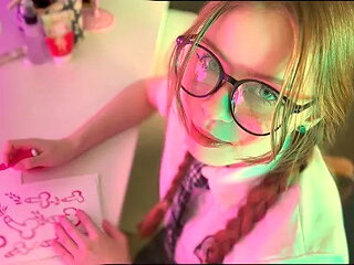 Schoolgirl with Glasses Drew Penises instead of Homework and was Fucked on th...