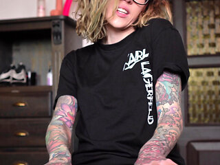 Im Revealing My Naughty Little Secret