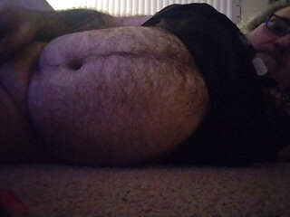 Fat bear cumming ( sorry for the bad lighting)