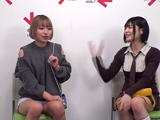 Part 1: Friendly College Girls Compete! Face that way and face off in a showdown! At the tips of her fingers are intense punishment games with sex! The game heats up with advanced psychological warfare! The first to get naked is the one who gets a big dic