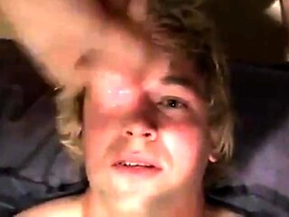 Big Cock Amateur Face Blasts Twink After Blowjob