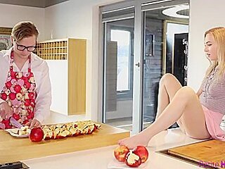 Step Sis Apple Pie