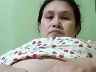 jercking to my beautiful wife.