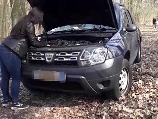 Adventurous Travelers Live for the Thrill of Erotic Journeys - German