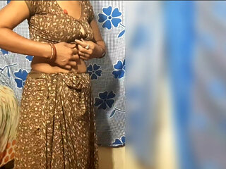 Desi Bhabhi's Sexy Video Village Bhabhi Opening All Clothes