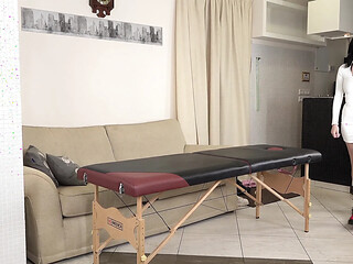 Busty beauty gives sensual massage before taking anal