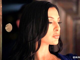 Zz Nuit Rouge With Manuel Ferrara, Azul Hermosa - Brazzers