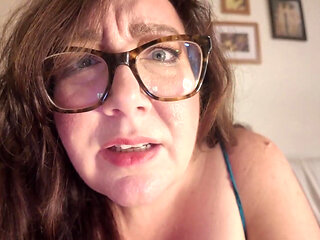 Sneaky Little Neighbor Punished by Giantess