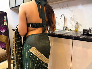 Desi bhabhi gets very rough with her son-in-law