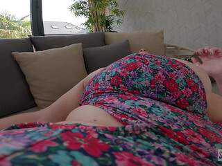 Giantess & the Shrunken Vacation