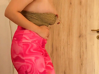 Step-sibling's sensitive belly troubles after eating cake