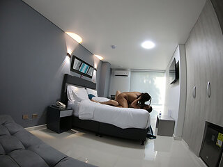 Colombian Big Ass Rides A Cock Without A Condom