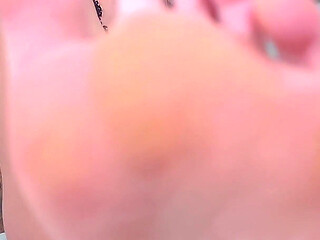 A Taboo Taste of Stepmommy's Feet 4K