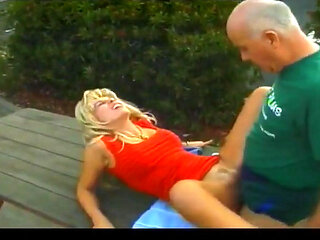 Horny old man nails blonde MILF in a picnic site