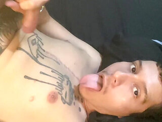 A must-see solo gay video