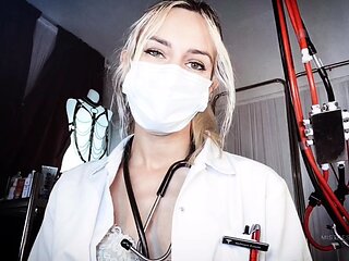 Solo masturbation of a beautiful amateur blonde