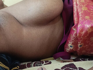 Housewife Enjoying Hot Fucking in Bed
