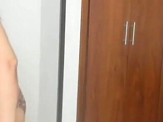 Blowjob Sex Hard Gagging MILF