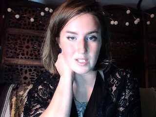 Amateur Webcam Chick Masturbates On Webcam More at