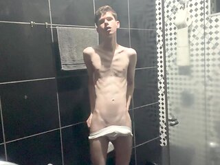 Kedoimath - A Twink Just Showing Your Body Before Shower