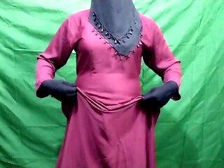 Jerking off in the neighbor's clothes