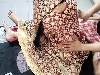 Bhabhi ko nanga kar ke family ke samne chod diya