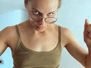 Amateur blondie solo anal masturbation