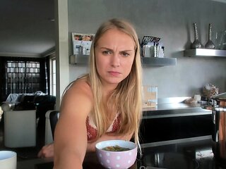 Blonde teen Sierras first erotic masturbation video