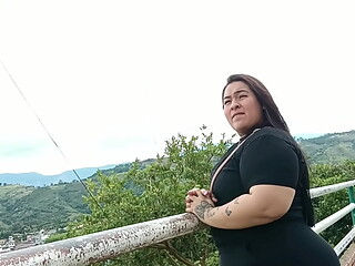 Mi Sobrinastra me Espera en el Mirador para que me la Folle