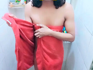 Zoya shezadi in a shower inside playing myself in my toilet