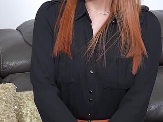 A Hot MILF Who Spreads Her Legs Out of Loneliness