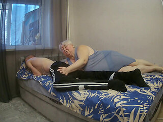 Girlfriend loves it when I cum in her mouth