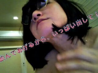 Intense sex with a girlfriend who gets super horny at a love hotel