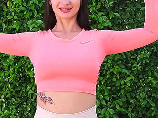 Workout with Passionbunny - Day 4 - Shoulders