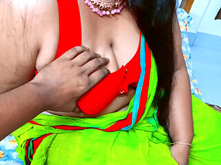 My stepmother came to me to fuck me wearing a new saree, so I fucked her as I wanted.