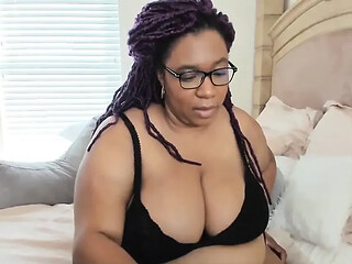 Early morning stream featuring blacked couple