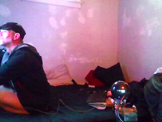 horny guy once again,help