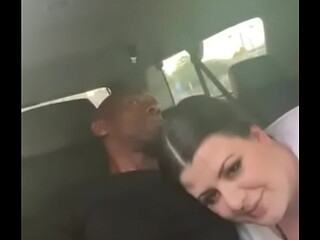 Mamada during drive