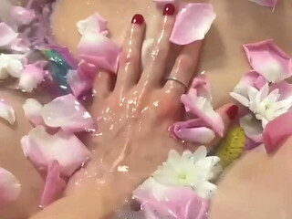 Lesbian stepsister bath - Gina Gerson and Maya Rose got so wet together, come watch us play