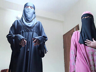 Desi muslim hijabi bhabhi ki chut chudai maast bangla clear audio Fucking two indian hijabi bhabhi tight pussy