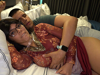 Big ass Indian girl is seduced by a sexy guest at the hotel