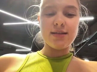 Training and Masturbate in the Gym