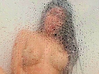 Hot amateur shakes her big boobs