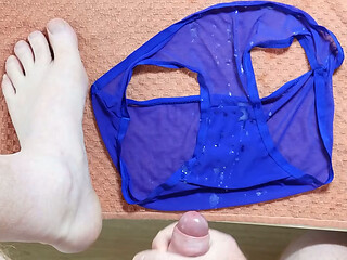Big Cumshot on Panties