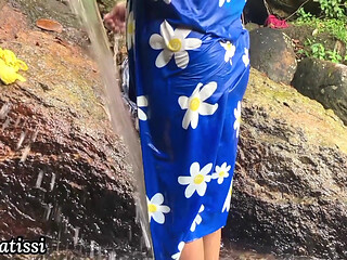Sri Lankan Natural Girl Bathing