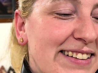 amateur his tall blonde fetish masturbating on live webcam