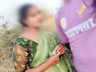Desi Village Bhabhi Fucked Hard in Jungle by Devar, Indian Teen Tight Pussy Outdoor Sex, Hindi Audio