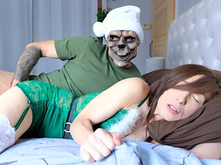 Stepdad Fucks Stepdaughter By Mistake - Creampie Taboo Sex With JessTonySquirts